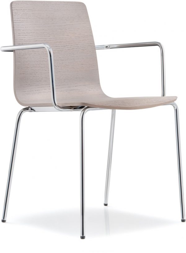 Inga-5614-houten-stoel-met-armleggers