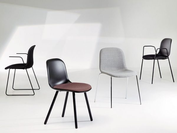 Mani-ar-sp-992-duo-vriendelijk-vormgegeven-gestoffeerde-stoel-met-spiderframe