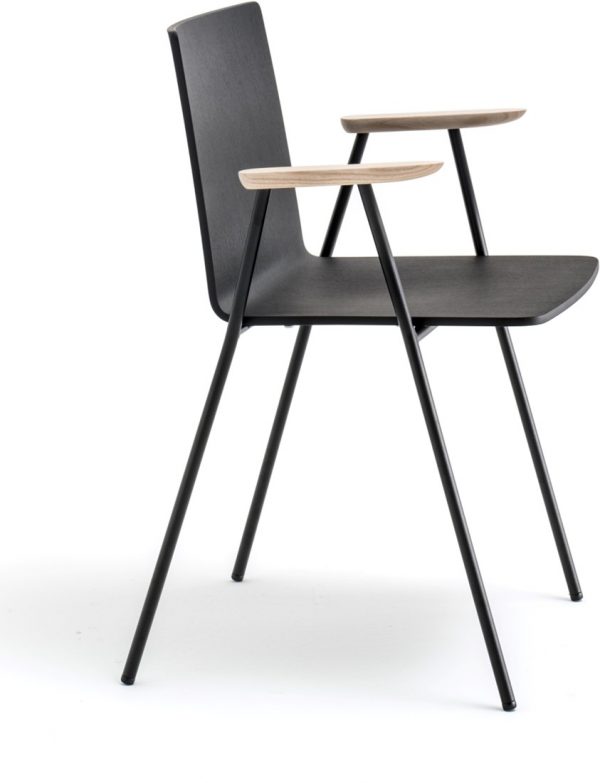 Osaka-metal-5712-houten-stoel-met-armleggers-fsc-100-gecertificeerd