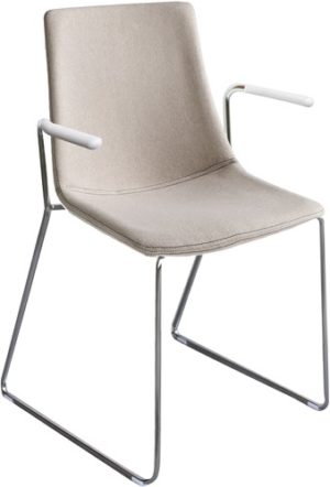 Vigo sl full armstoel – comfortabele sledestoel met volledig gestoffeerde zitschaal en armleggers